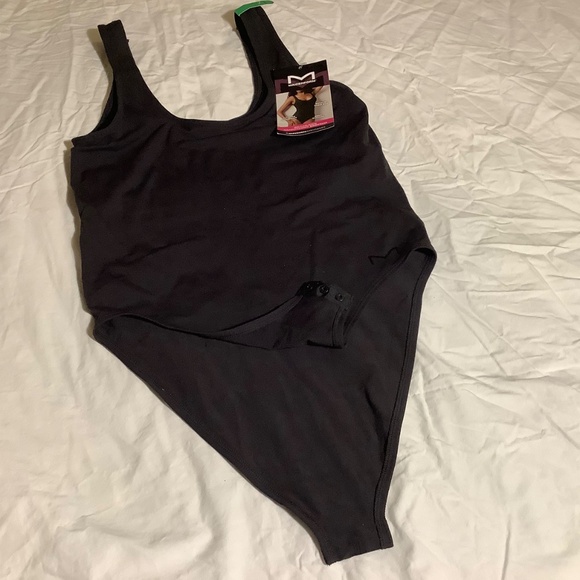 Maidenform Body Suit & Shapermint Essentials Cami - Picture 4 of 9